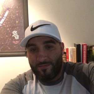 Meet your Posher, Eiad